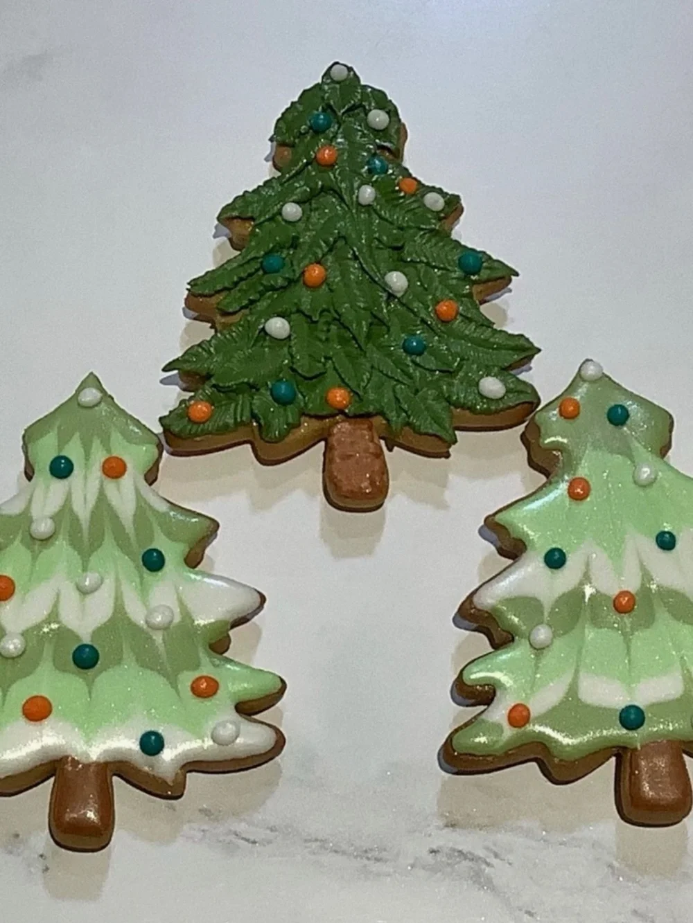 Ann Clark Christmas Cookie Cutter Set – 8 Metal Holiday Baking Cutters